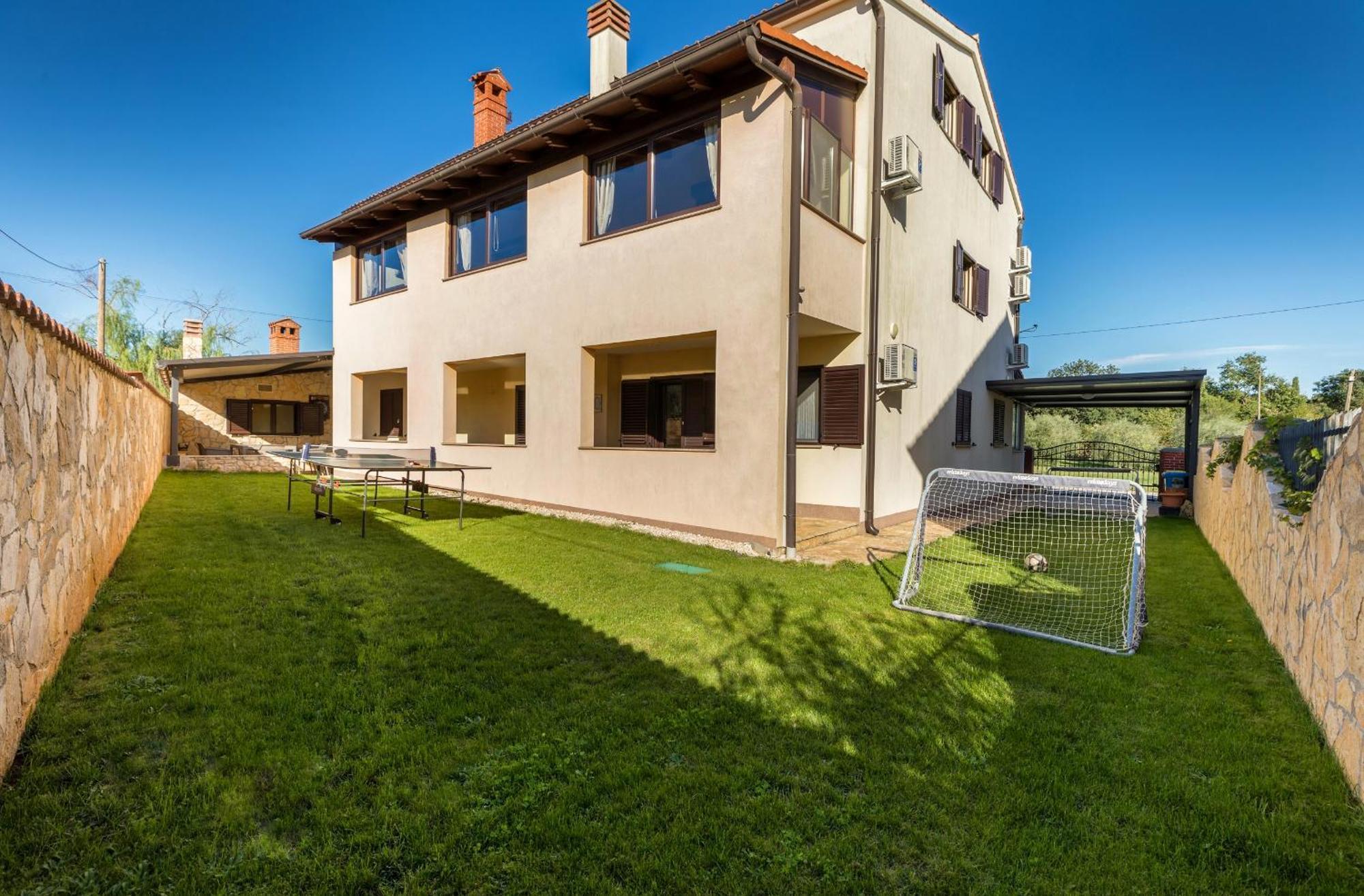 Villa Miromar App Пула Екстериор снимка