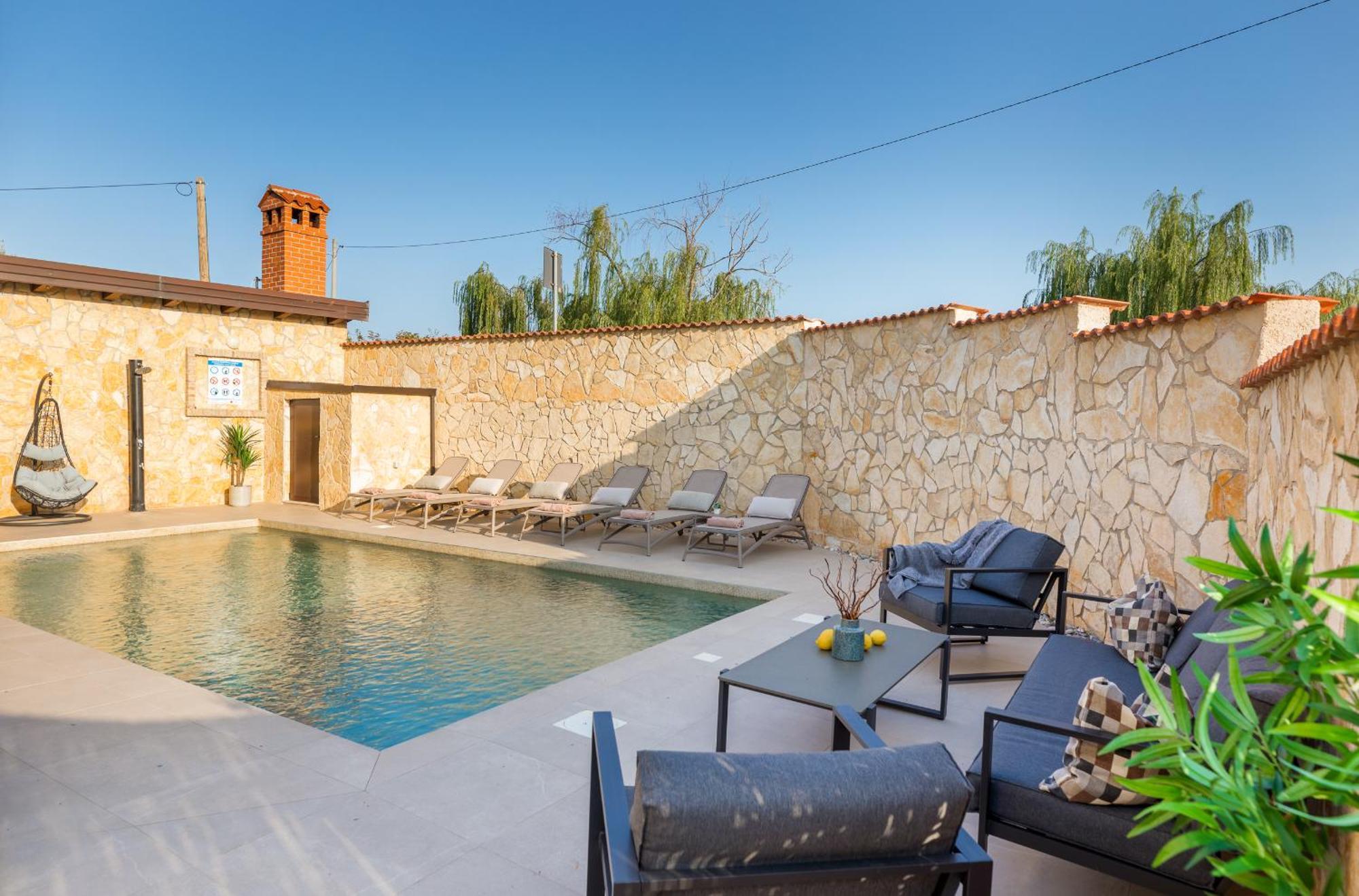 Villa Miromar App Пула Екстериор снимка