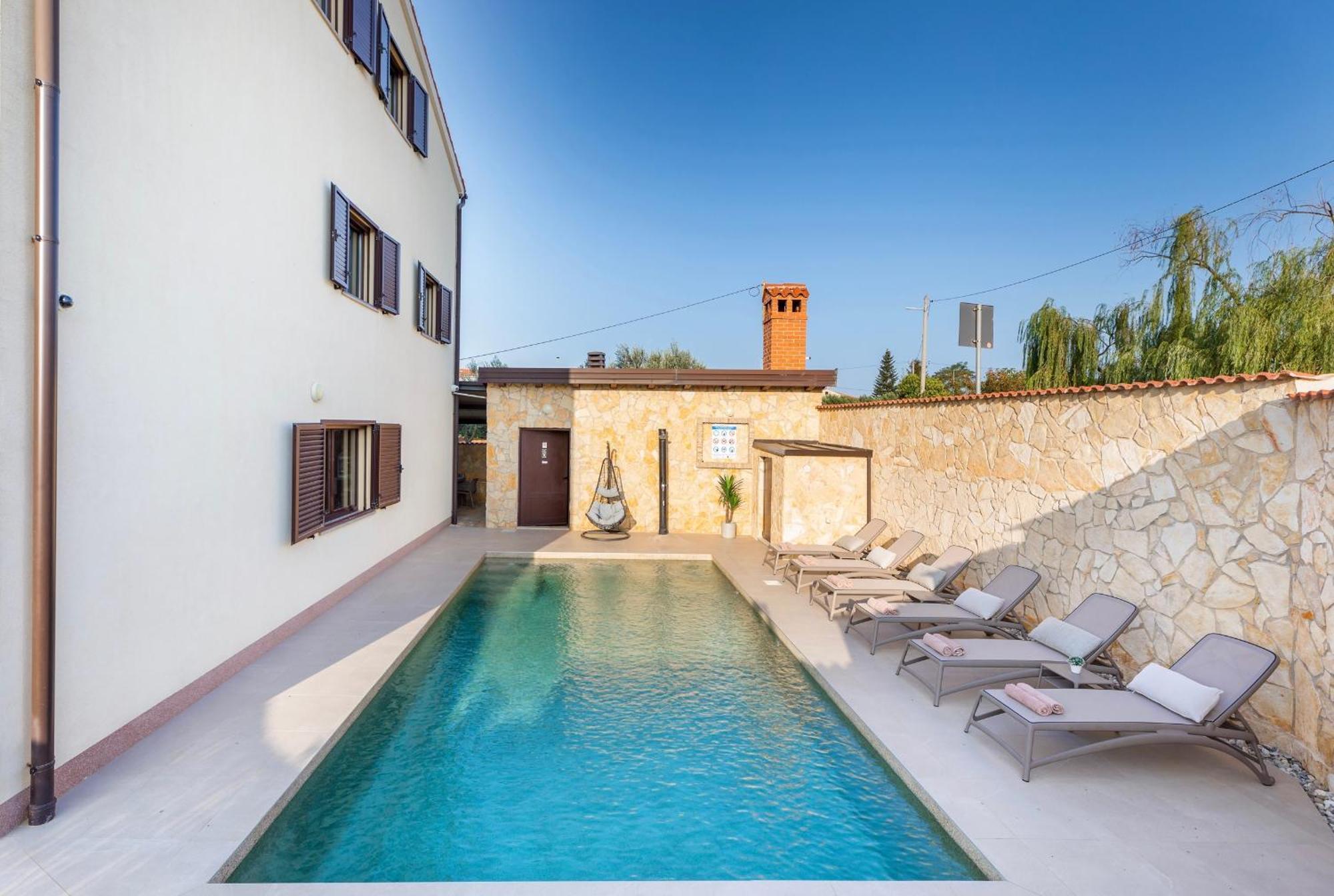 Villa Miromar App Пула Екстериор снимка